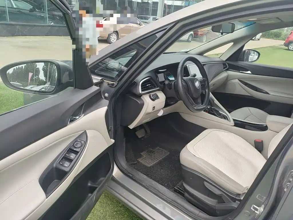 Buick GL6 2018 2018 18T 6-Seater Elite