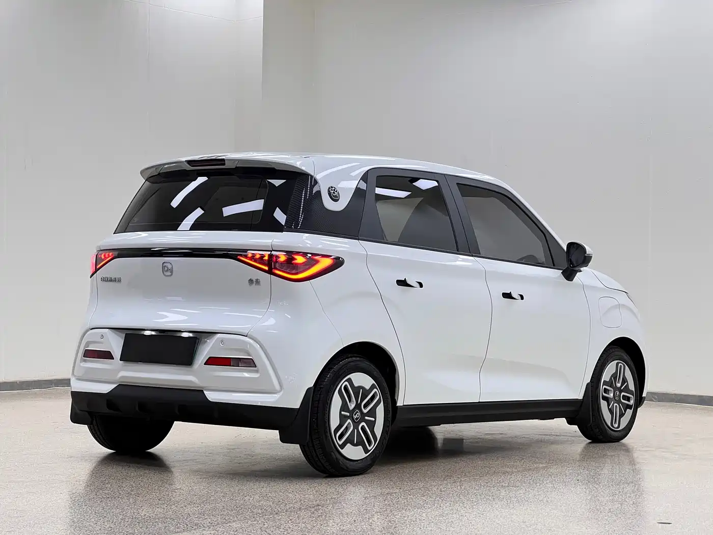 QQ New Energy Duomi 2026 2025 405km Comfort Edition