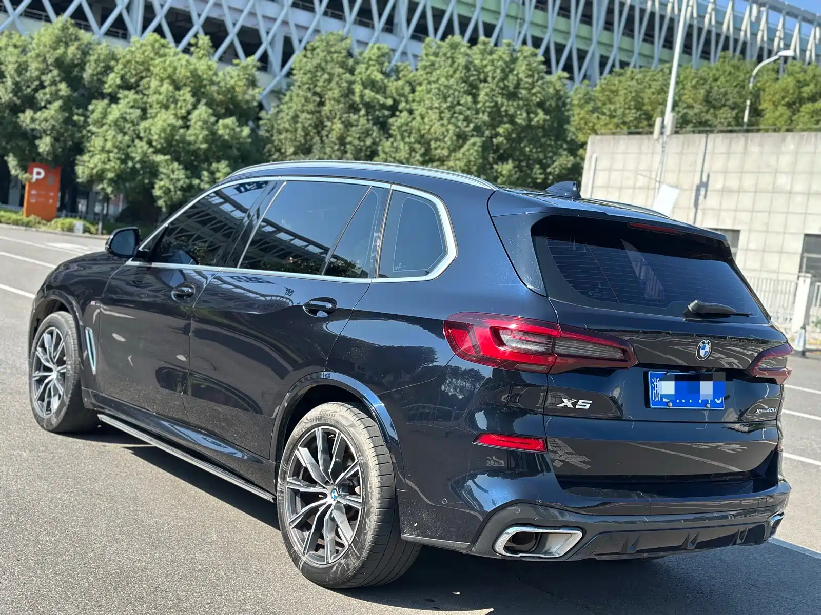 Photo 7 - BMW X5