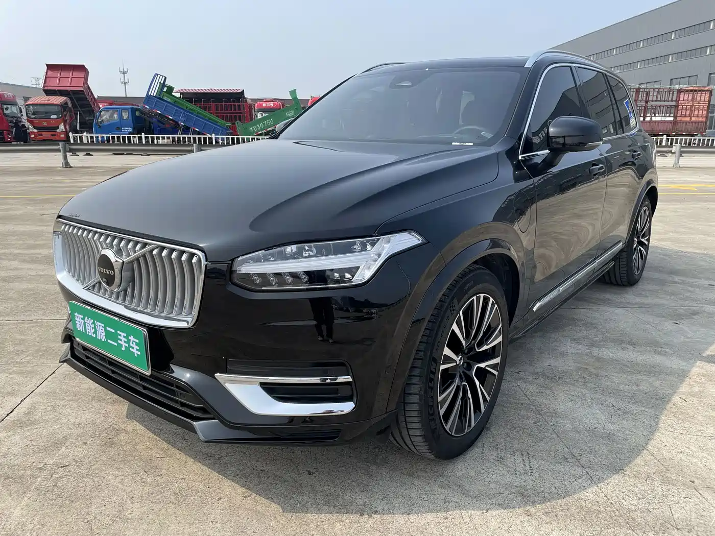 Volvo XC90 Plug-in Hybrid 2023 2024 T8 Premium Luxury 7-Seater