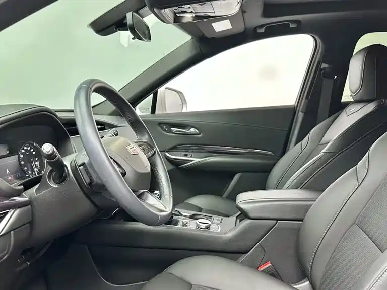 Cadillac XT4 2026 2022 28T FWD Luxury