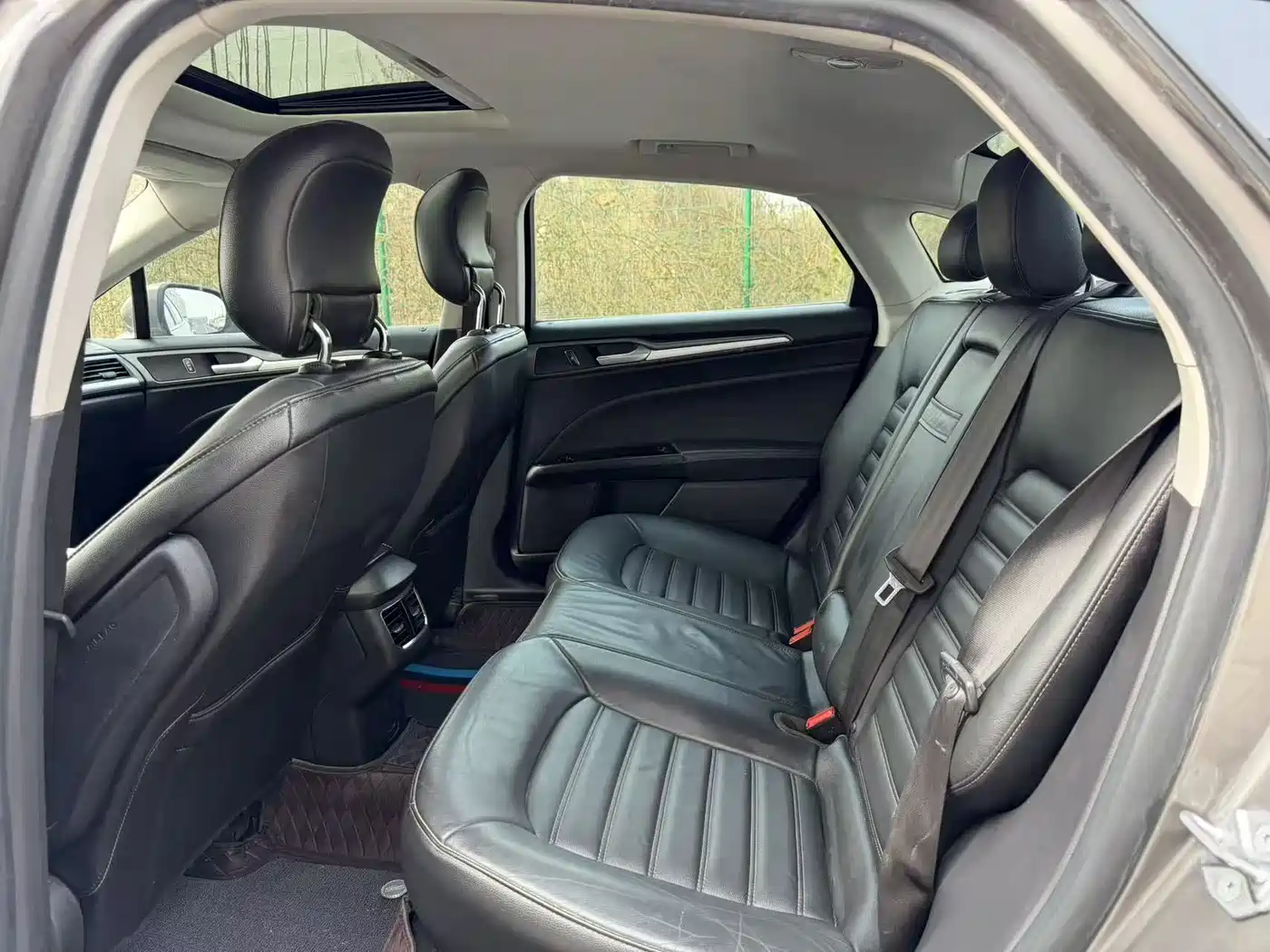 FORD MONDEO
