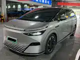 Фото 1 - XPeng X9