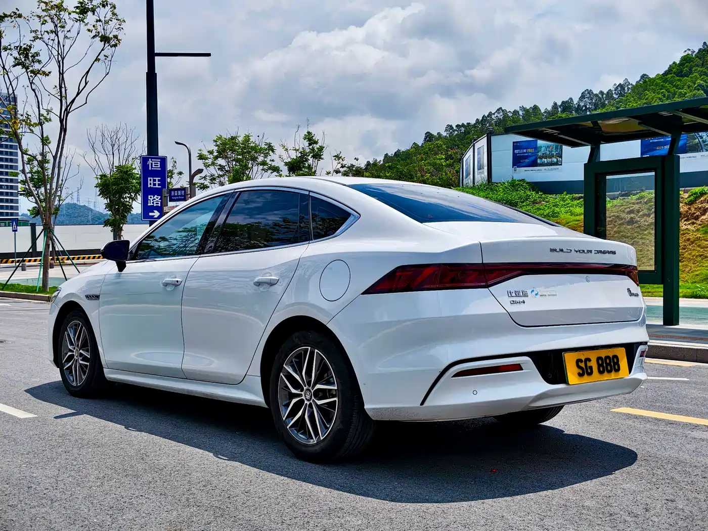 BYD Qin PLUS 2021 DM-i 55KM Flagship фото 7
