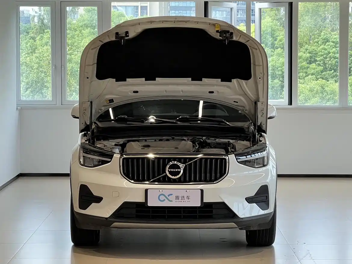 Volvo XC40 2024 2024 B3 Smart Elite Luxury Edition