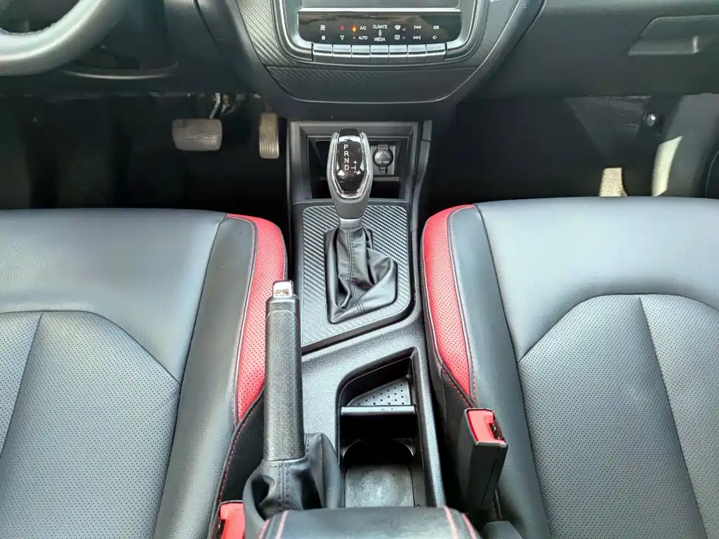 Фото 14 - Luxgen U5 SUV