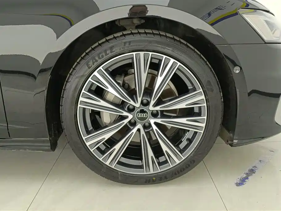 Audi A6L 2024 45 TFSI Premium Dynamic фото 6