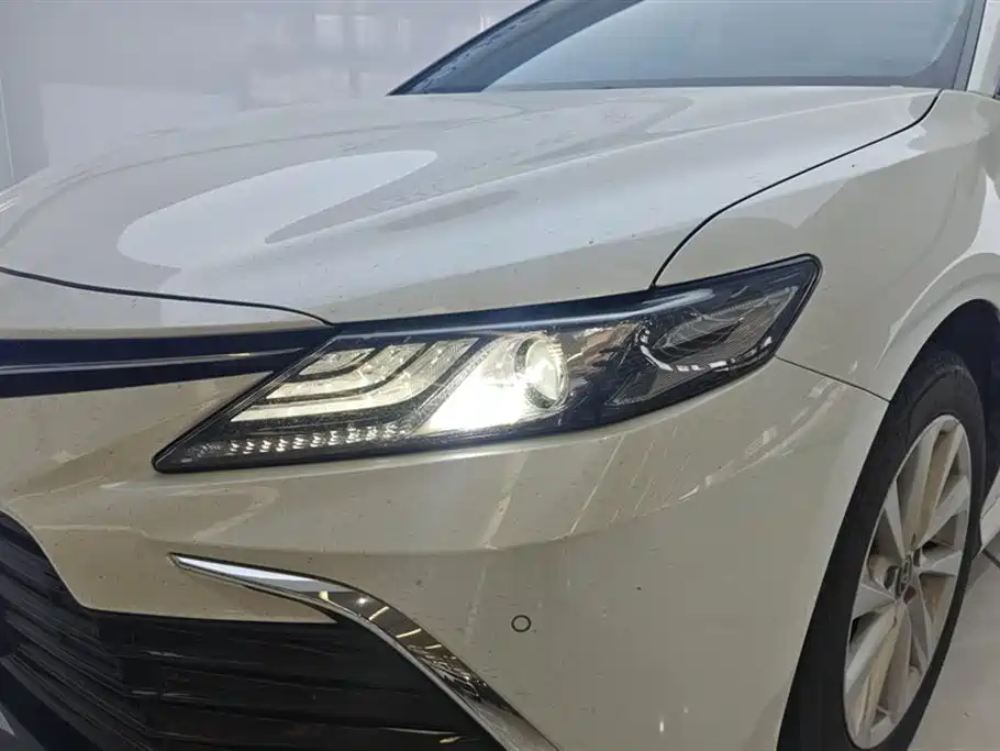 Toyota Camry 2021 2.0G Luxury Edition фото 5