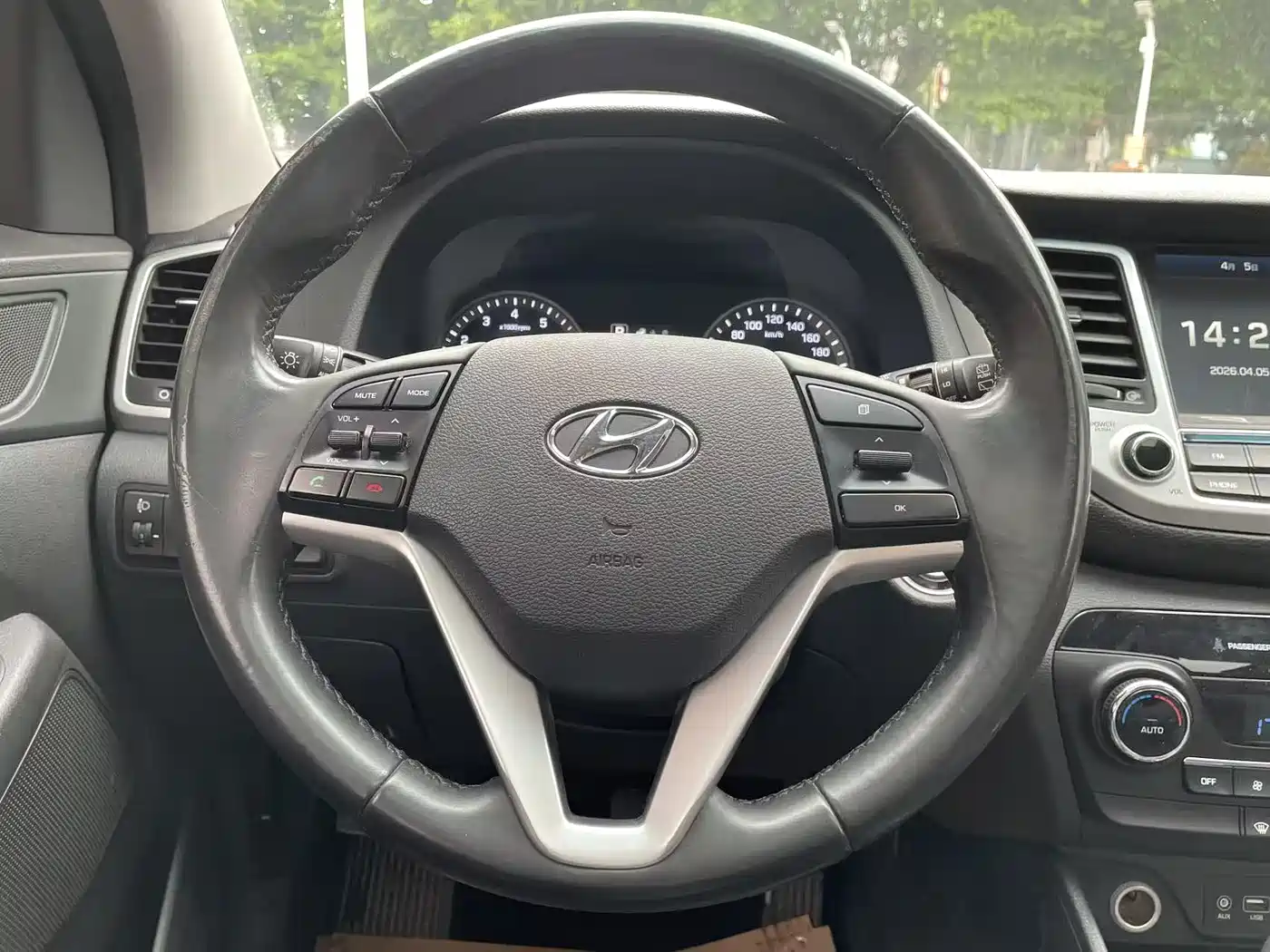 Hyundai Tucson 2015 1.6T Dual Clutch 2WD Smart фото 18