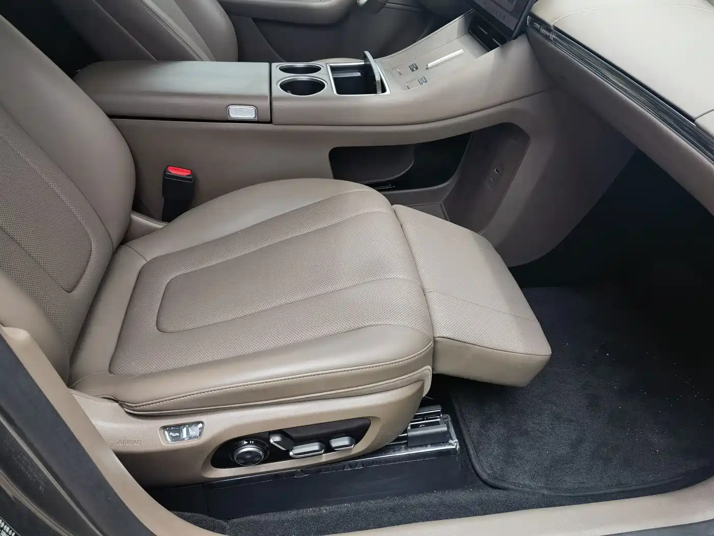 Zhijie Luxeed R7 2025 2025 Extended Range 251km Max