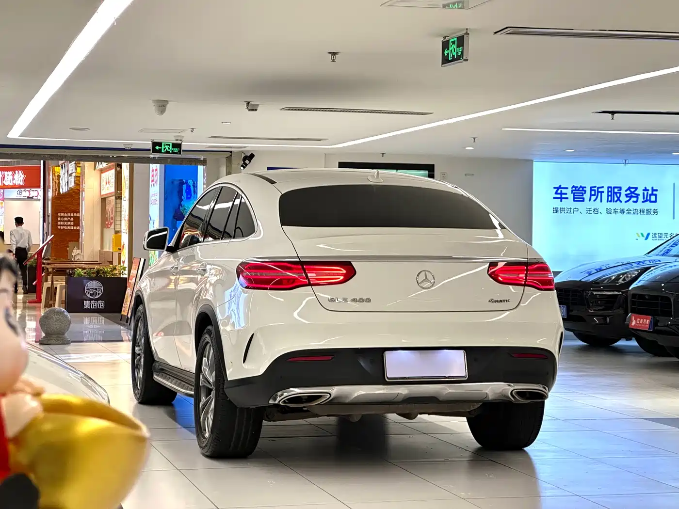 Mercedes-Benz GLE Coupe 2018 GLE 400 4MATIC Coupe SUV фото 5