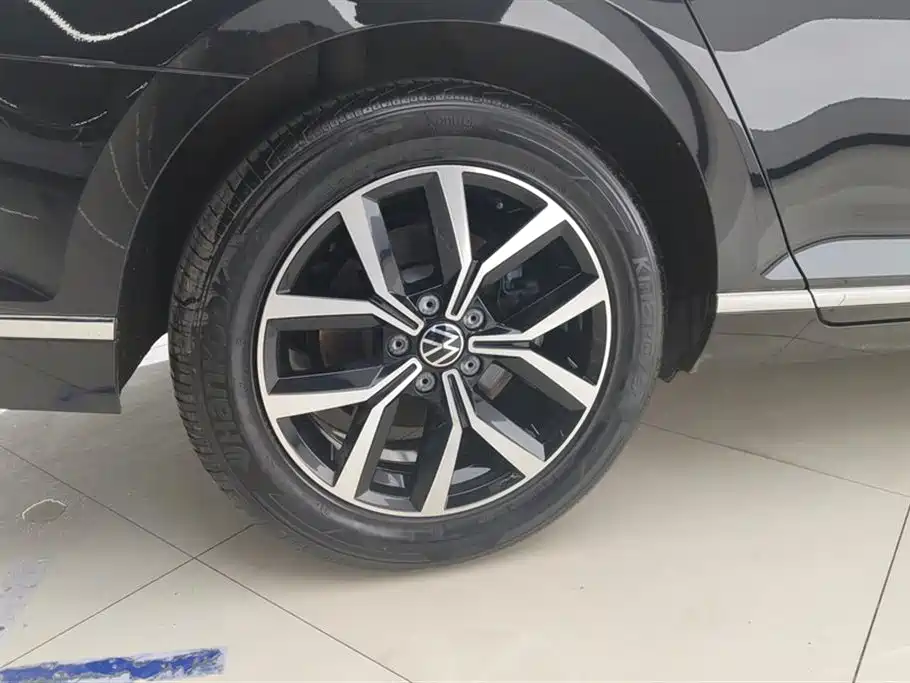 Volkswagen Magotan 2020 330TSI DSG Leading фото 6