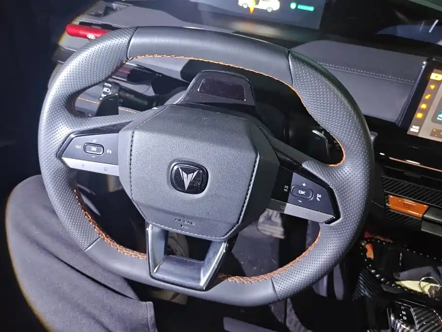 Changan UNI-V 2022 2022 2.0T Speed Leader Edition