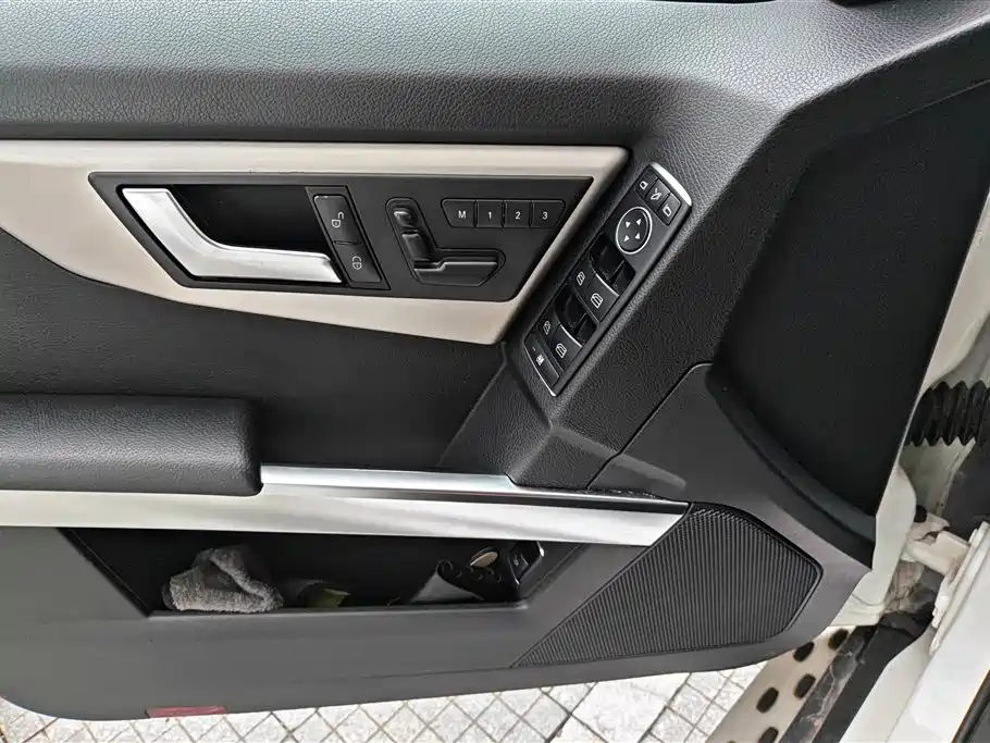Mercedes-Benz GLK-Class 2013 Facelift GLK 300 4MATIC Fashion фото 7