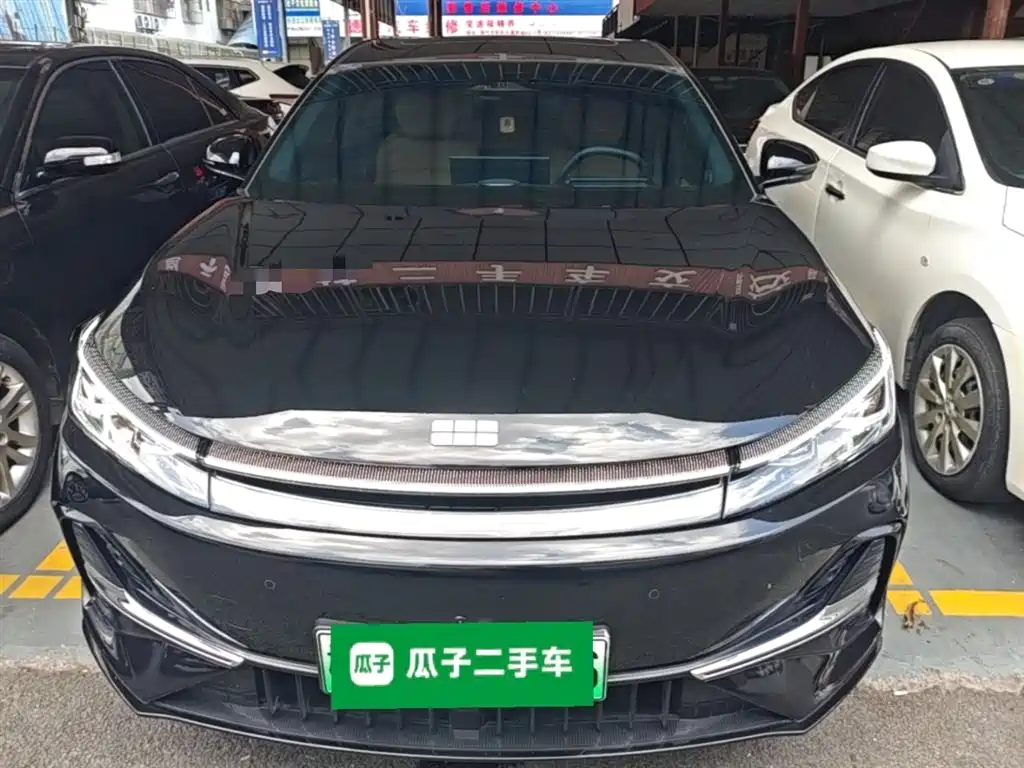 Geely Galaxy Galaxy A7 2025 EM-i фото 3