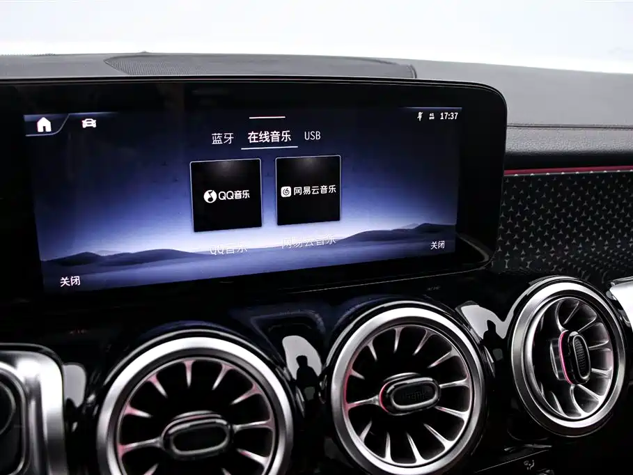 Mercedes-Benz GLB 2024 GLB 220 Fashion фото 8