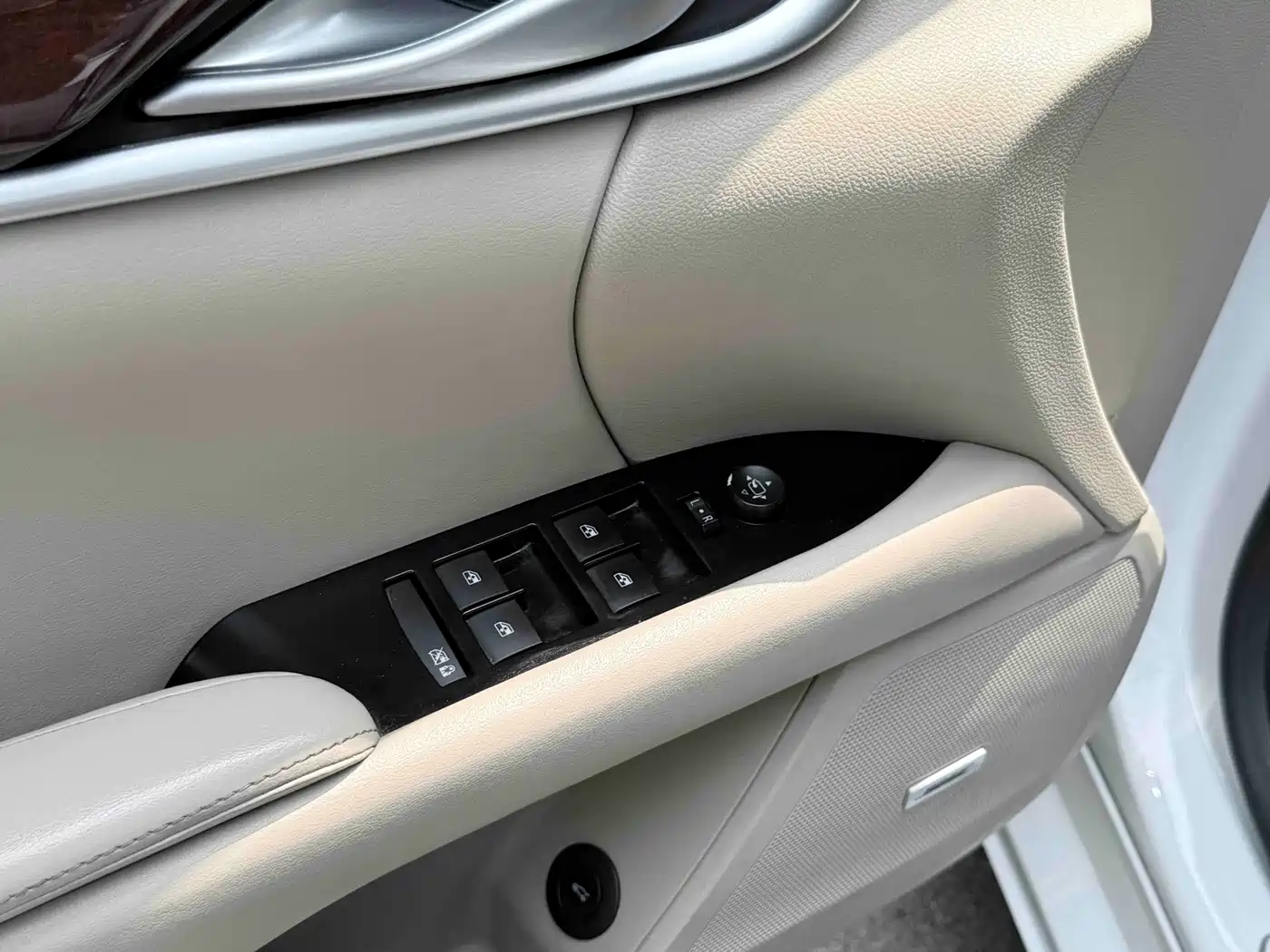 Cadillac XTS 2016 28T Elite фото 16