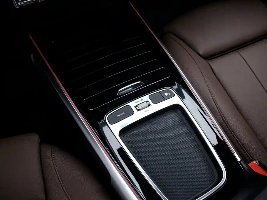 Mercedes-Benz GLB 2024 GLB 220 Fashion фото 9