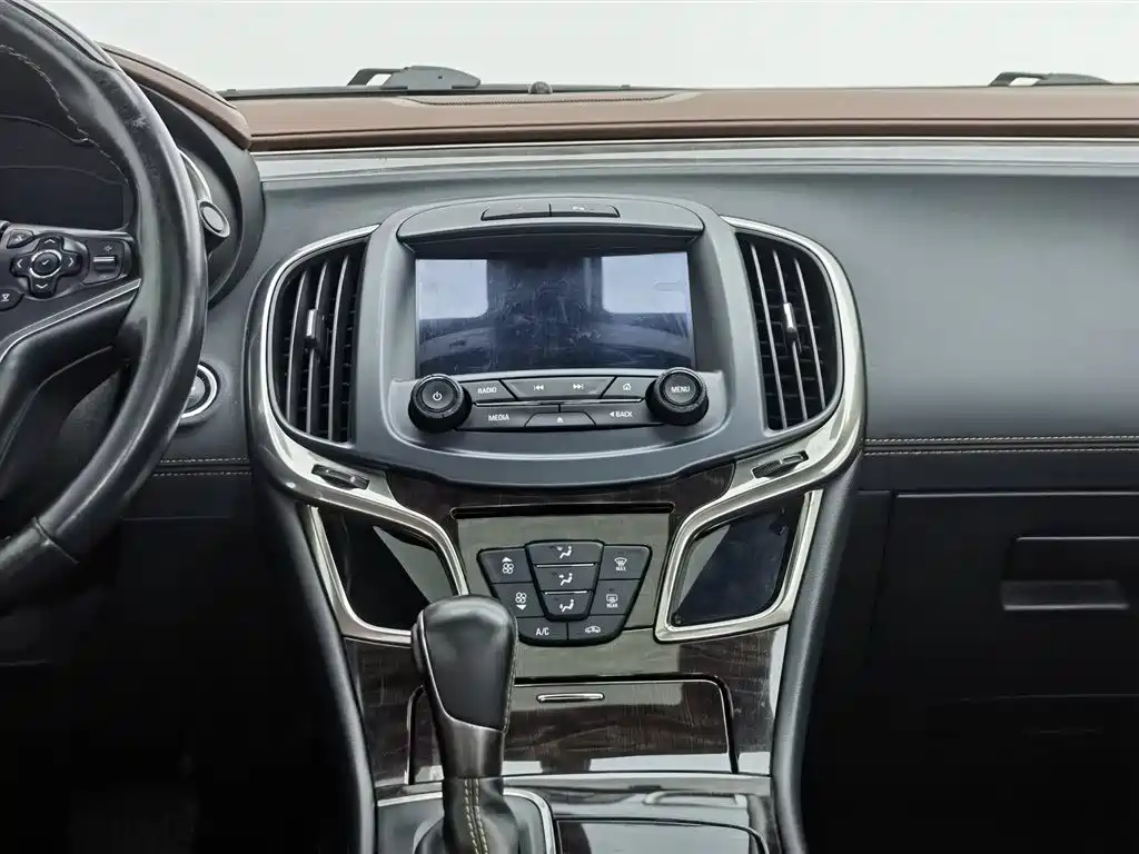 Buick LaCrosse 2013 2.4L SIDI Luxury Comfort фото 12