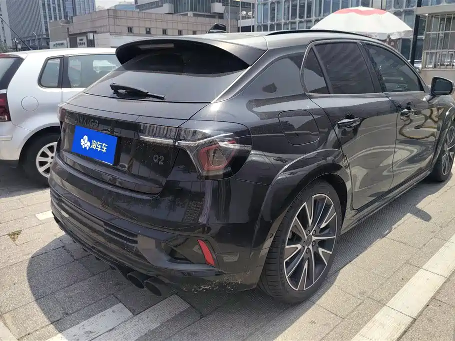 Lynk & Co 02 Hatchback 2021 2.0TD Halo фото 3