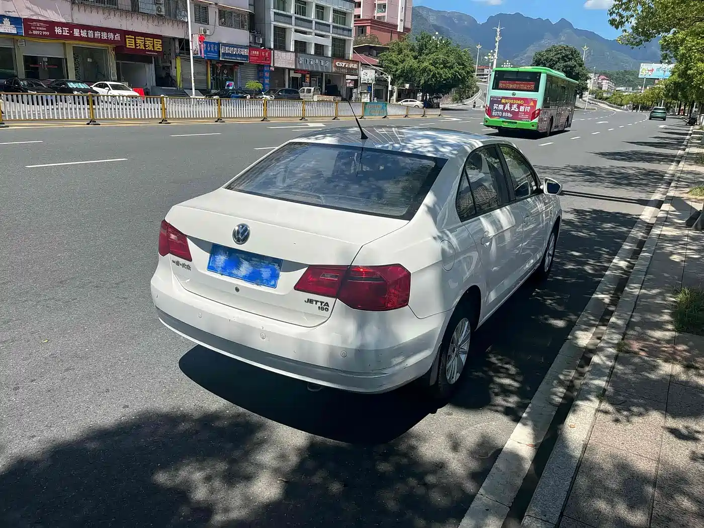 Volkswagen Jetta 2015 Value Edition 1.6L Manual Comfort фото 4