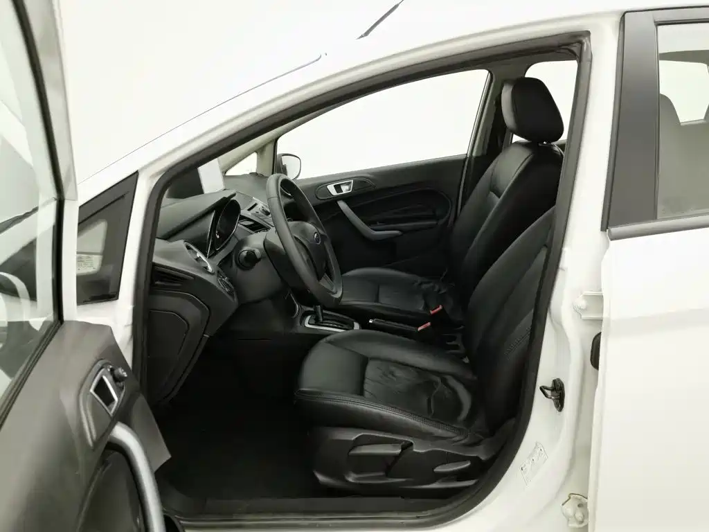 Ford Fiesta 2016 2013 Hatchback 1.5L Automatic Fashion