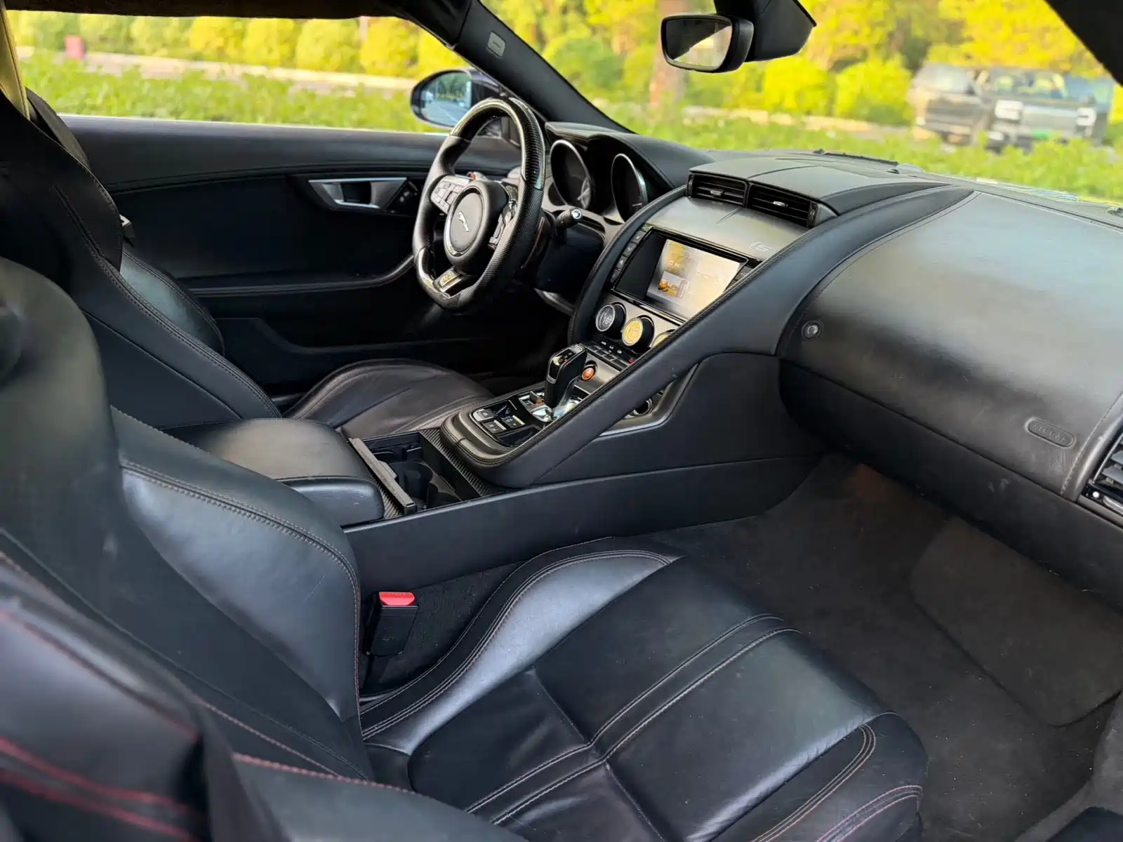 Фото 12 - Jaguar F-TYPE