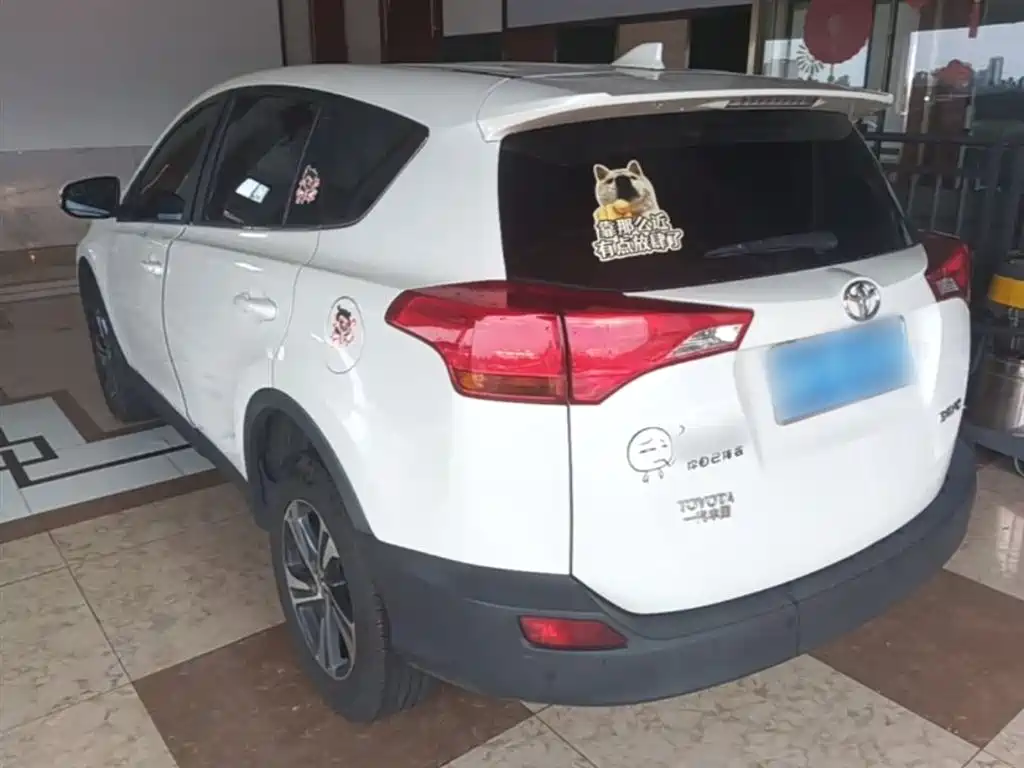 Toyota RAV4 Rongfang 2015 2.0L CVT 2WD Trend Edition фото 5
