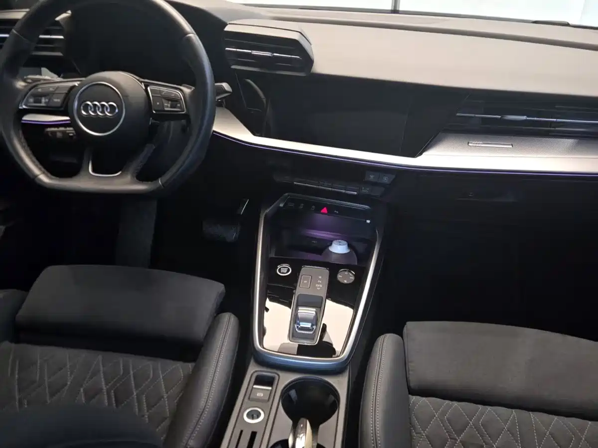 Audi A3 2022 A3L Limousine 35 TFSI Luxury Sport фото 6