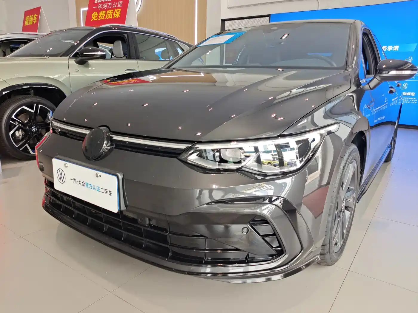 VOLKSWAGEN GOLF
