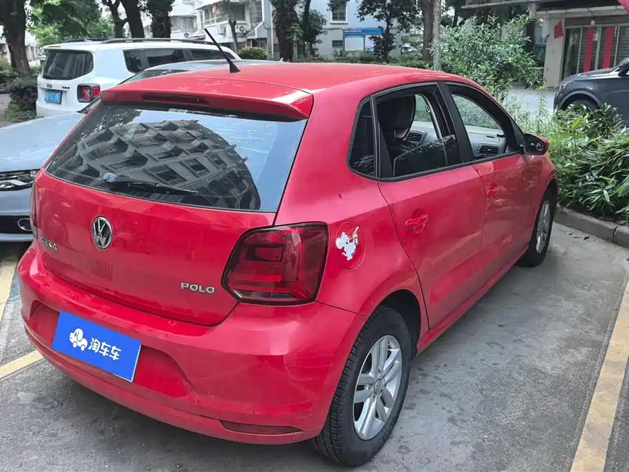 Volkswagen Polo 2016 1.4L Automatic Trend фото 3