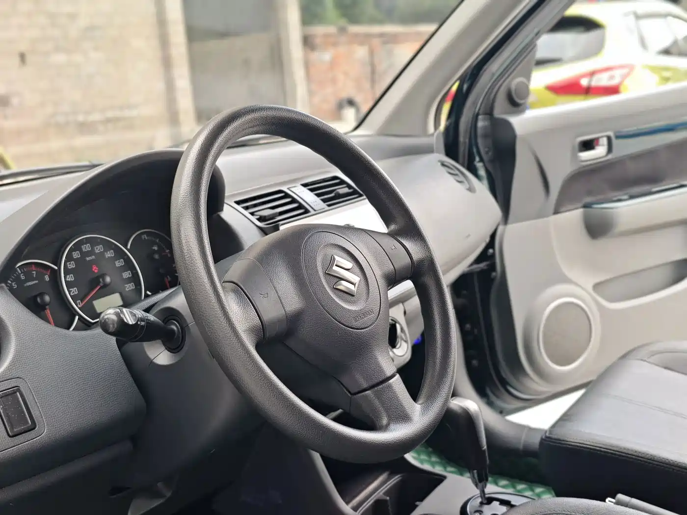 Suzuki Swift 2018 2016 1.5L Automatic Fashion Cool Edition