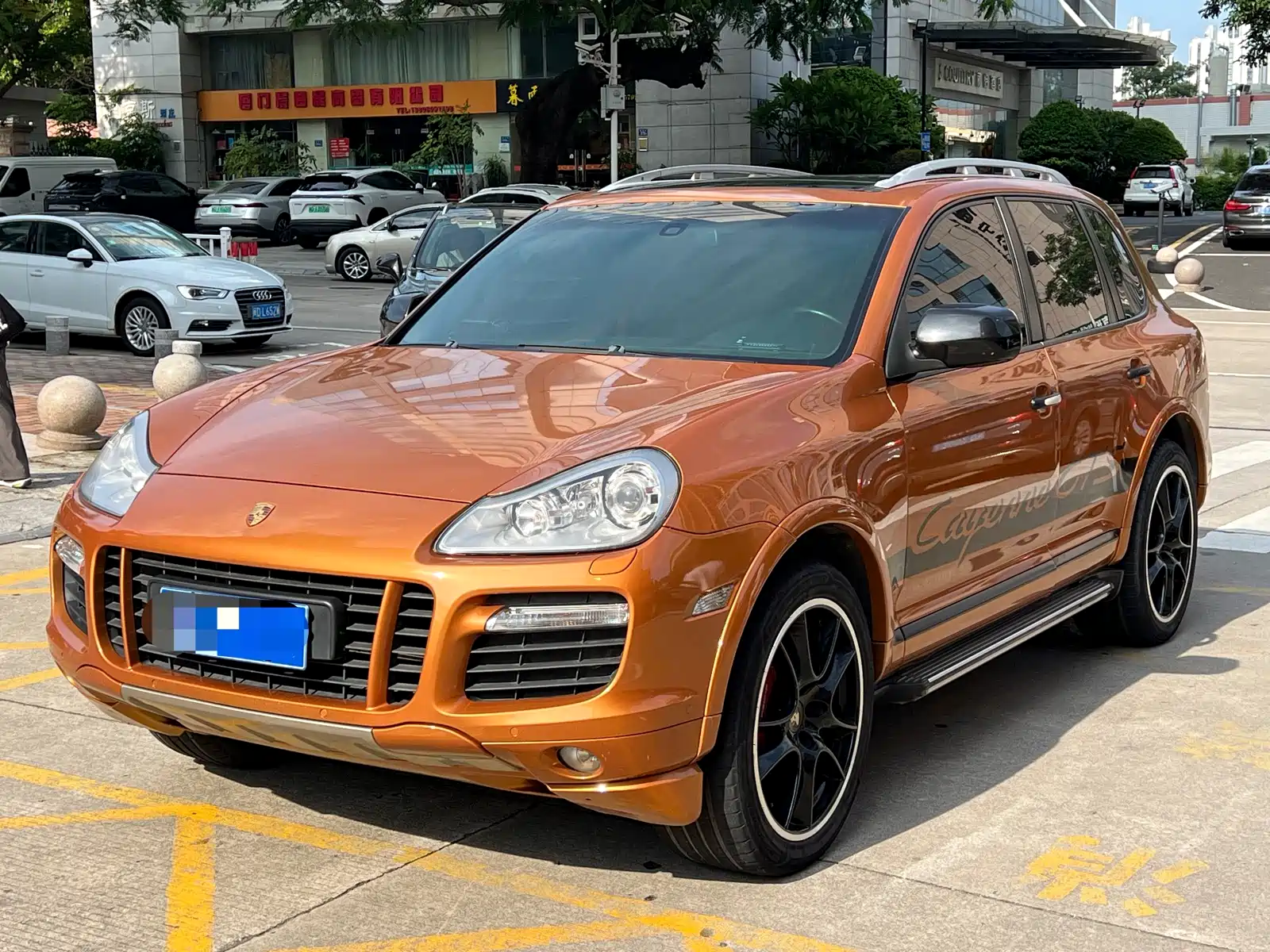 صورة 1 - Porsche Cayenne