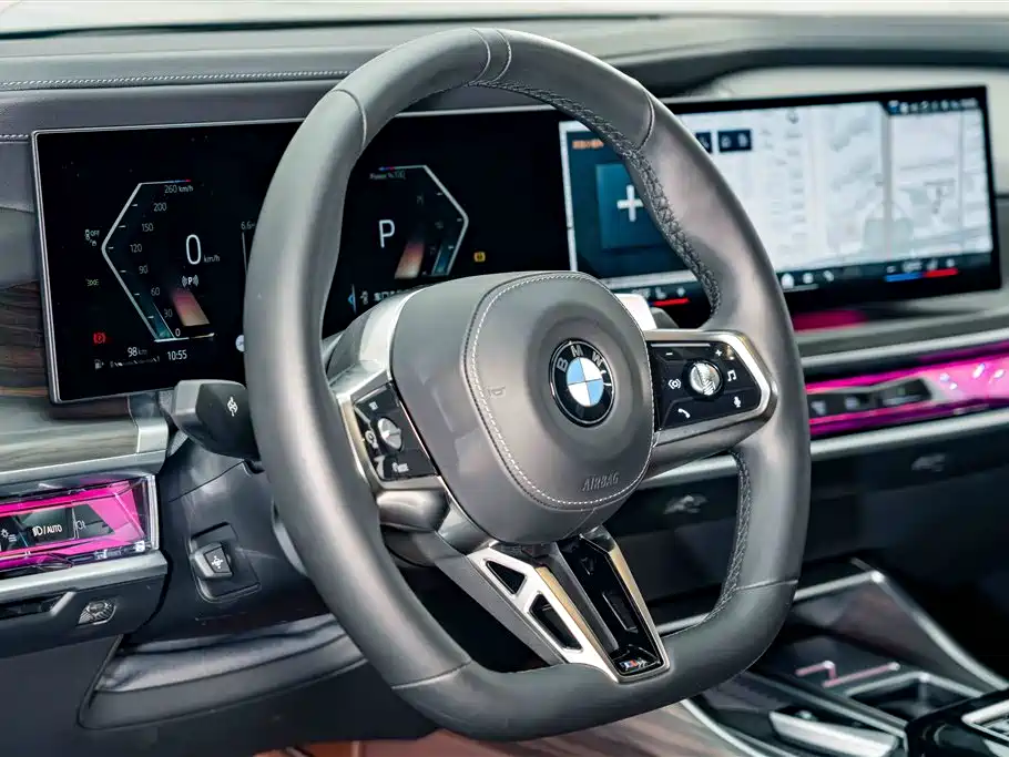 BMW 7 Series 2023 Model 735Li M Sport Package фото 12