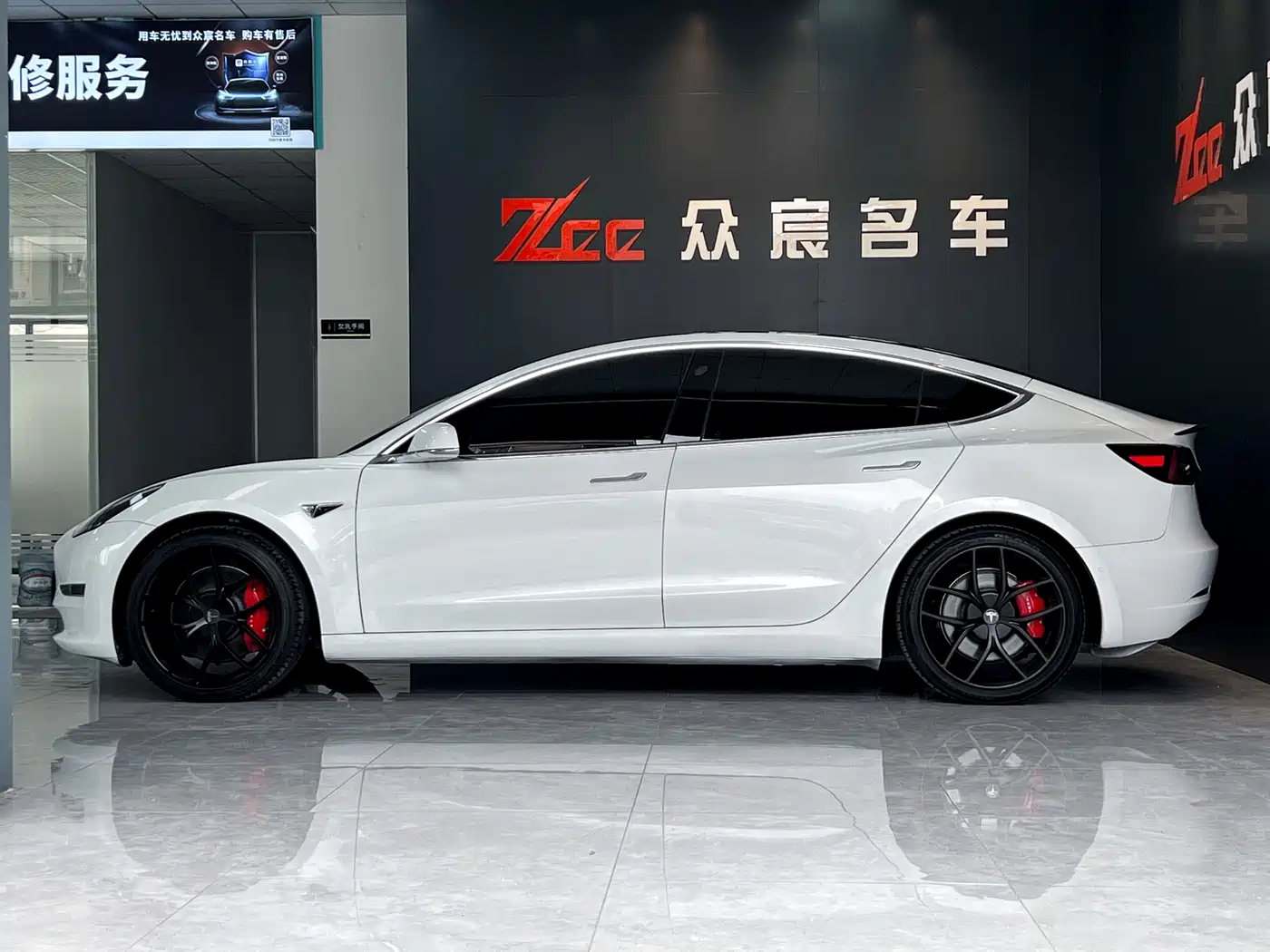 Tesla Model 3 (Import) 2020 2019 Performance High-Efficiency All-Wheel Drive Version