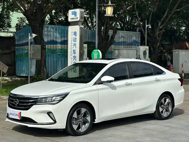  GAC Trumpchi Trumpchi GA4 2018 200T Automatic Exclusive