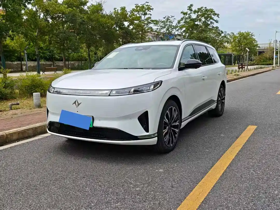 Dongfeng Yipai eπ008 2026 2026 6-seater EREV Family Joy Edition