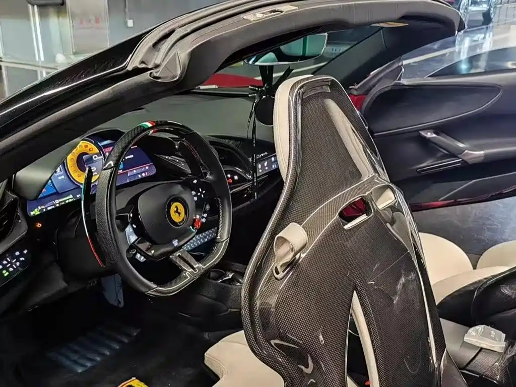 Ferrari SF90 2023 2021 3.9T V8 Spider