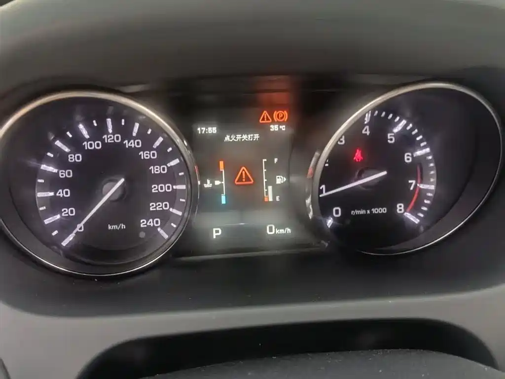Land Rover Discovery Sport (Import) 2015 2.0T HSE Luxury фото 15