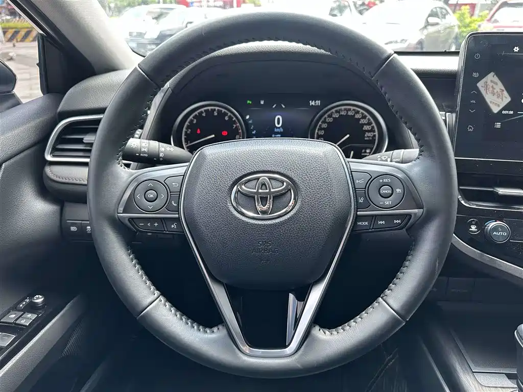 Toyota Camry 2021 2.0G Luxury Edition фото 18