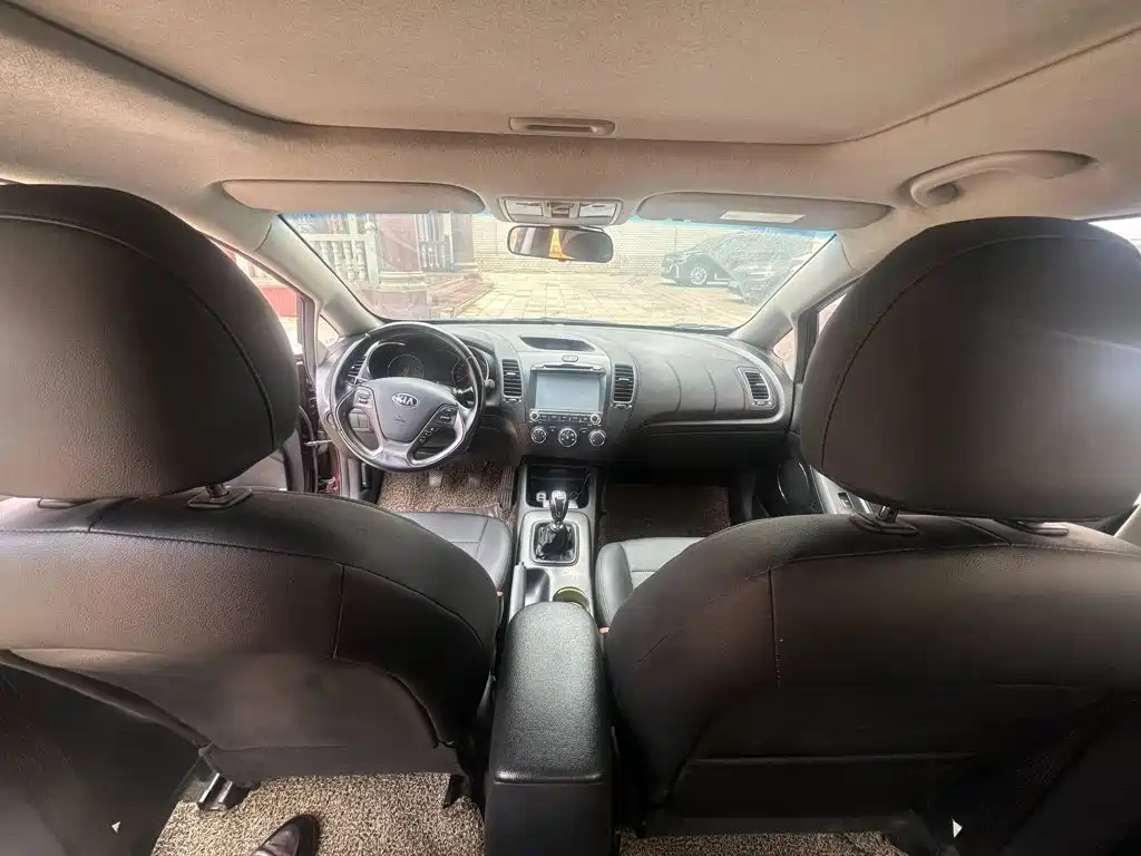 Фото 5 - Kia K3