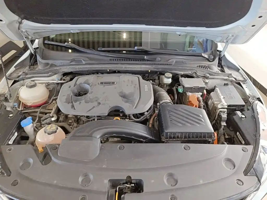Geely Emgrand L HiP 2022 2022 1.5TD-DHT Pro 100KM Super Rui