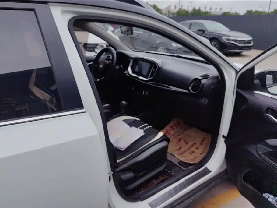 Kia KX1 2019 1.4L Automatic Fun Edition China VI фото 8