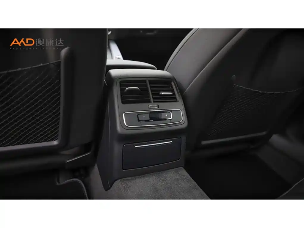Audi A4L 2022 40 TFSI Luxury Dynamic фото 9