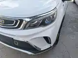 Фото 24 - Geely Vision X3