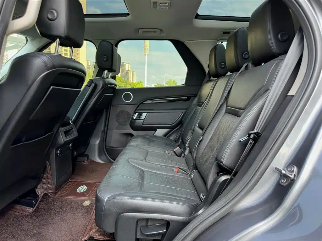 Land Rover Discovery 2017 3.0 SC V6 S фото 13