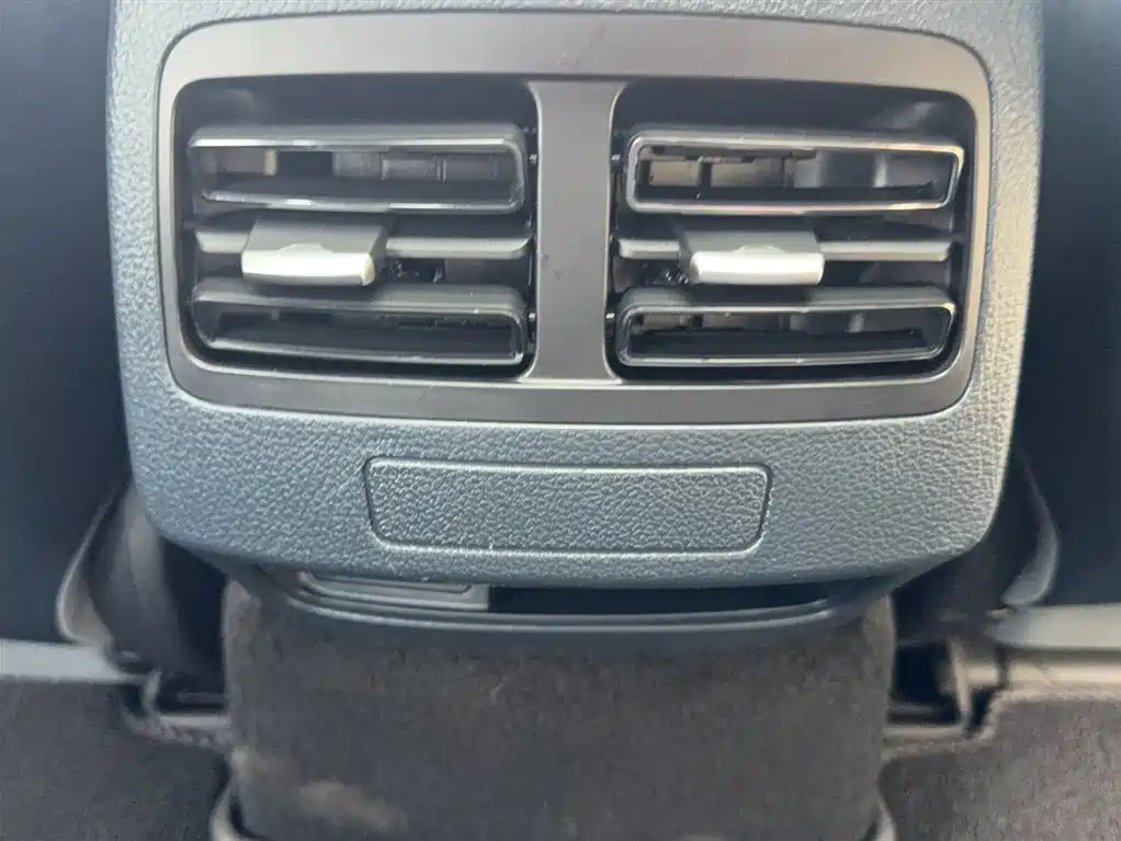 BYD Qin PLUS 2021 DM-i 55KM Flagship фото 15