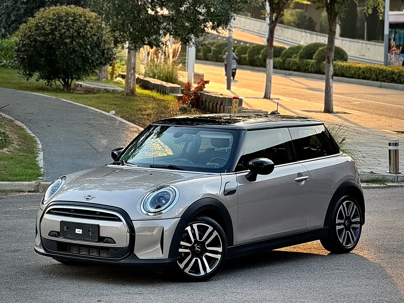 MINI 2022 1.5T COOPER Artist