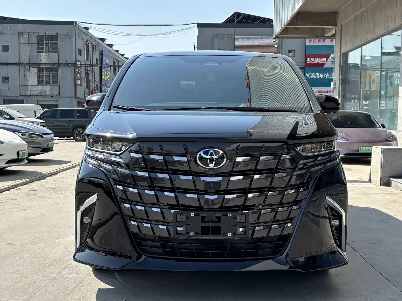 2026 Toyota Alphard