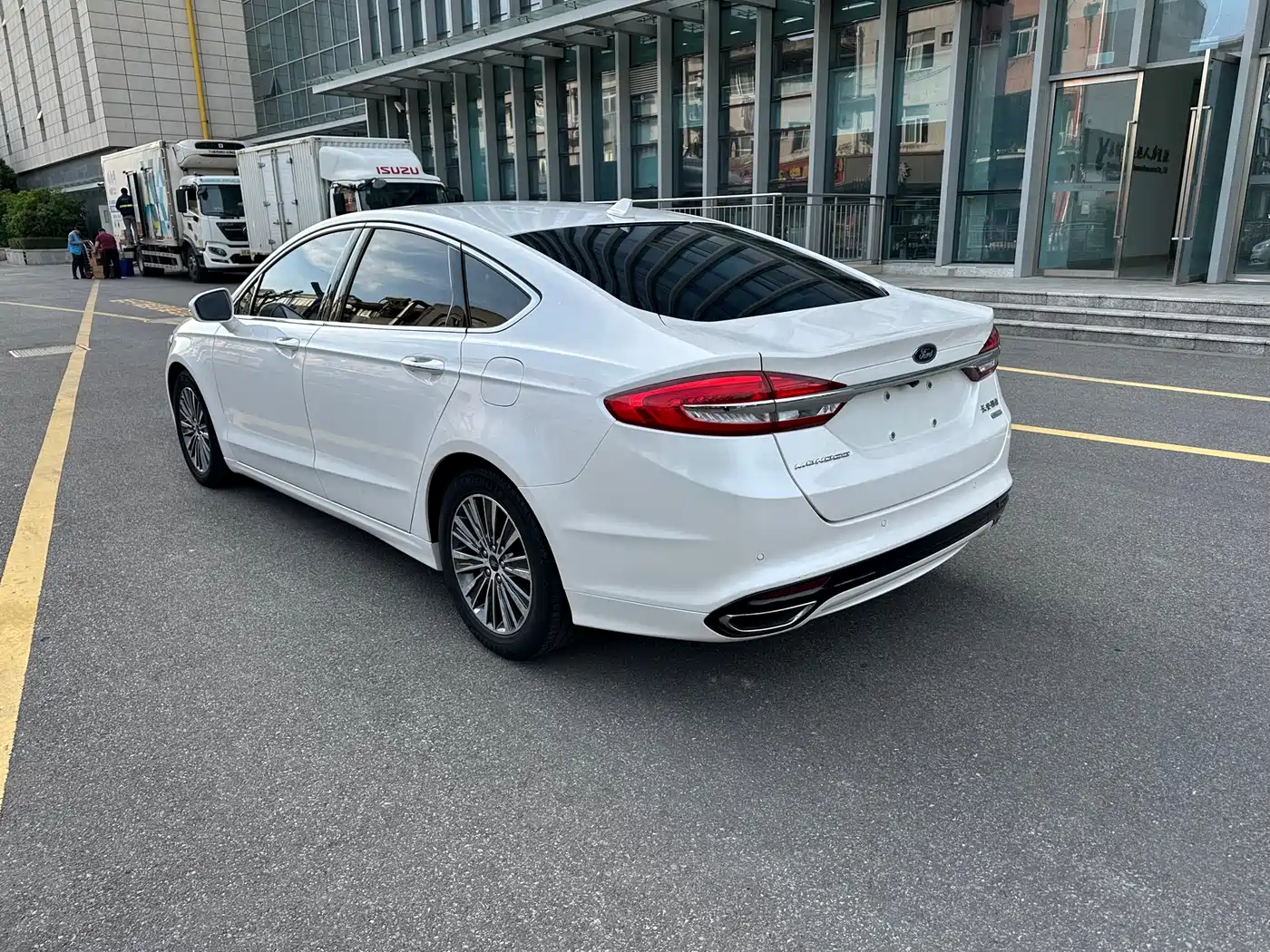 FORD MONDEO